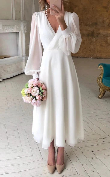 Chic Wedding Dresses for Mature Brides Over 50
