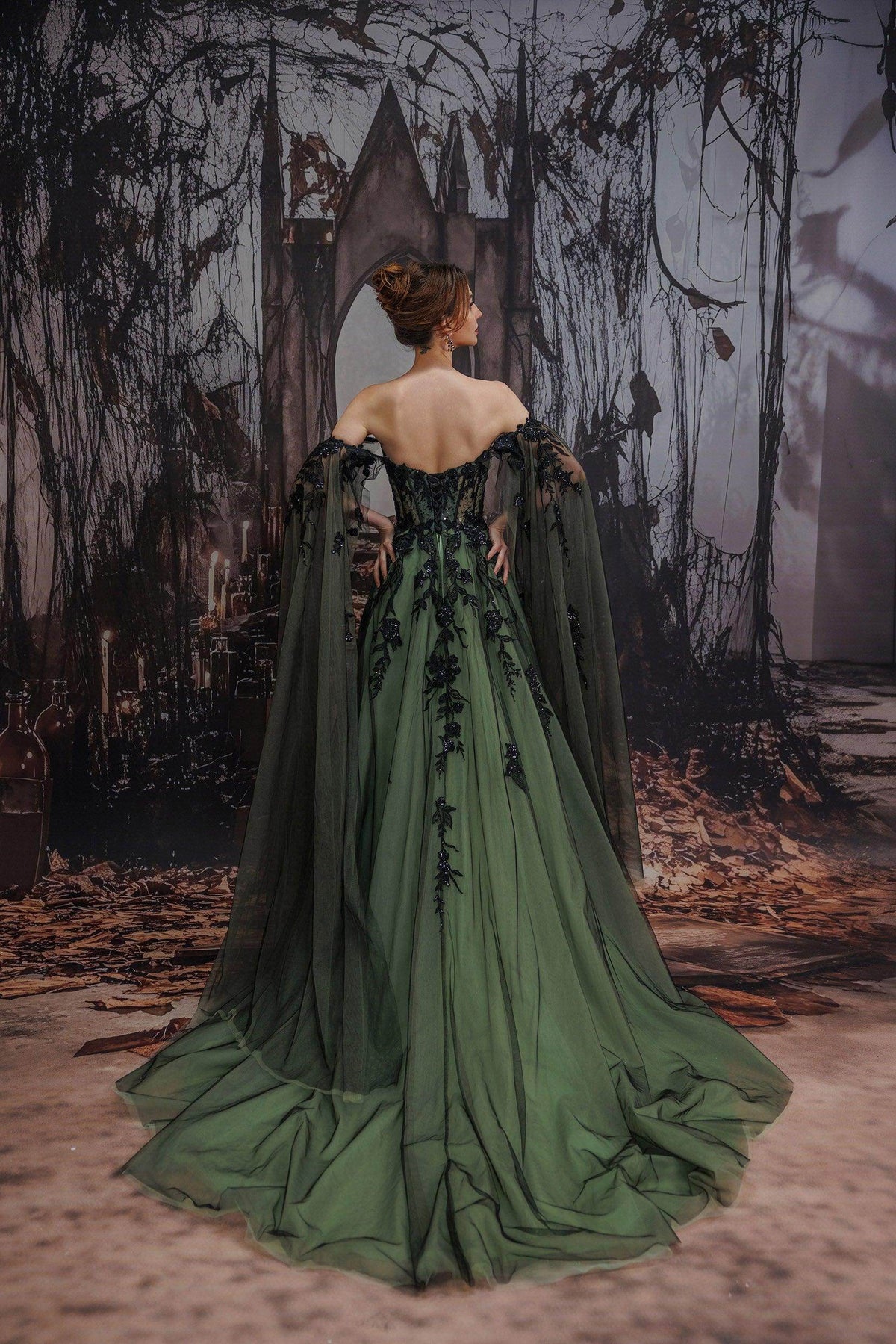 emerald green and black wedding dress A-Line Dark Romance Sequined Tulle Long Court Train COCOMELODY