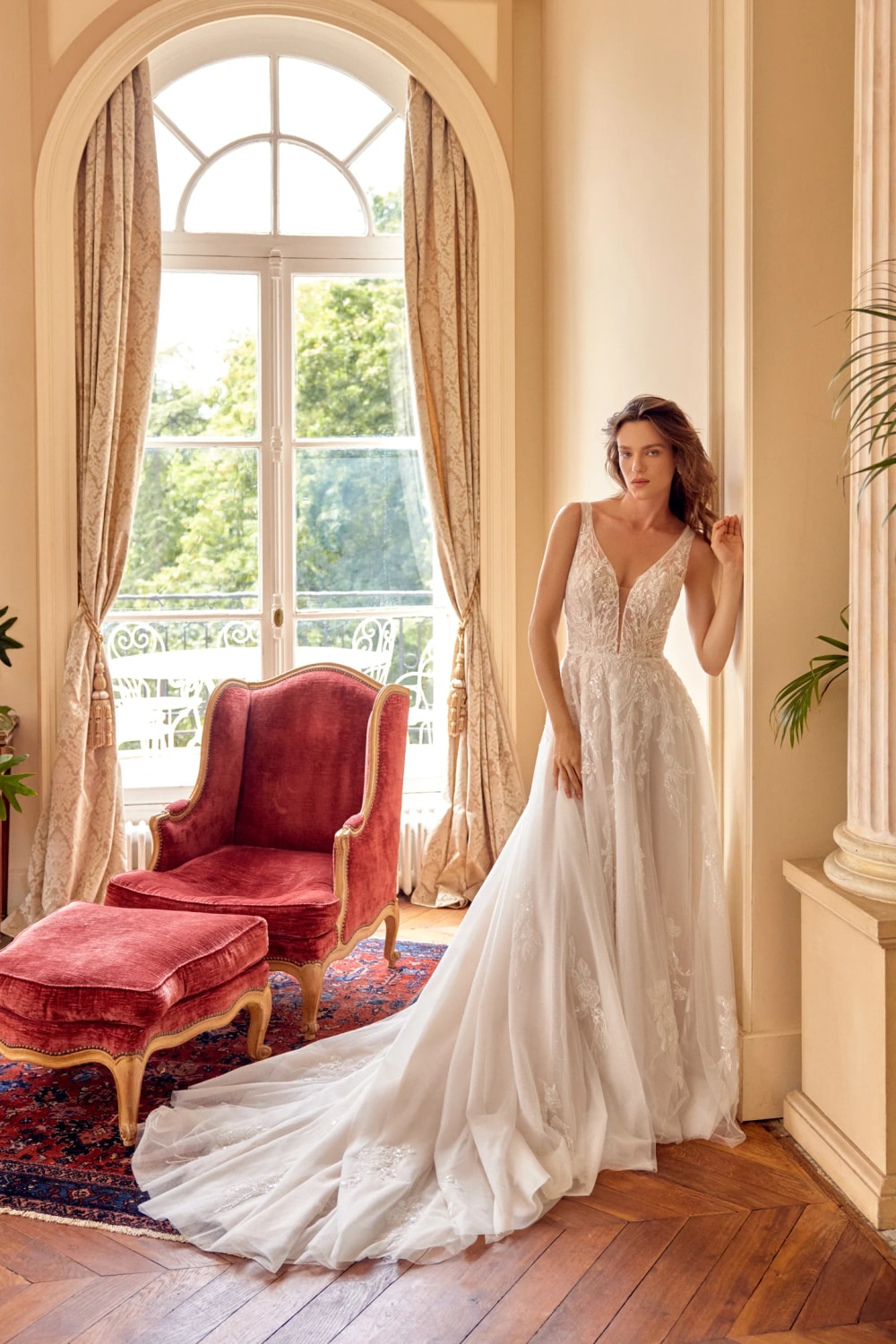 A-Line Sequins Wedding Dresses