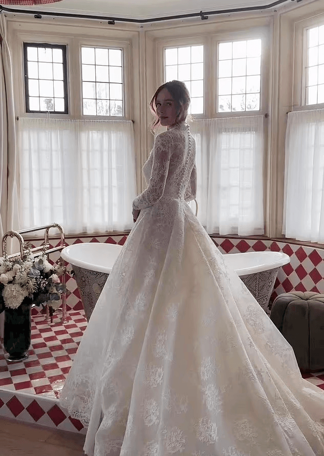 I've always loved Kate Middleton's gowns': Holly Ramsay takes inspiration from the Princess of Wales for her gorgeous wedding dress