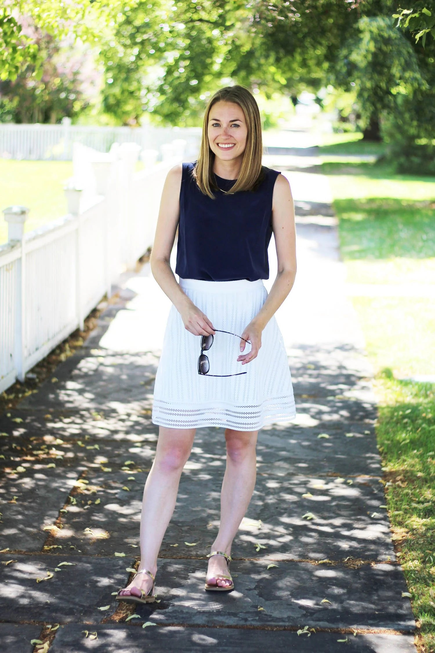 How to Dress Smart Casual in the Summer (+ 16 Outfit Ideas!)