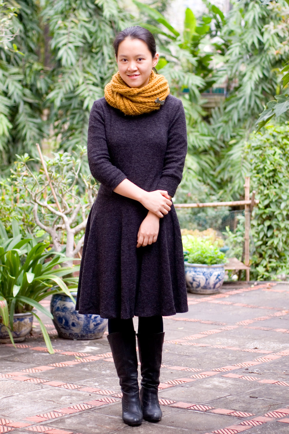 Very, Very, Very, Very, Very, Very, Very Dark Blue Tights – 14 Shades Of Grey