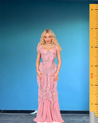 Sabrina Carpenter Life size Cardboard Cutout Model – 2025 BRIT Awards Edition🎤